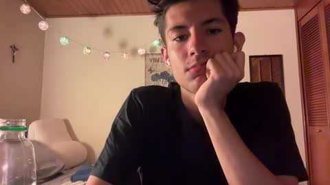 Valentino Beaumont online show from January 19, 4:01 am