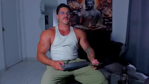    online show from November 25, 8:29 pm