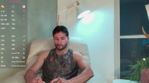 Valentino online show from January 18, 7:49 am