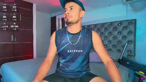  Valentinos  online show from June 25, 9:20 pm