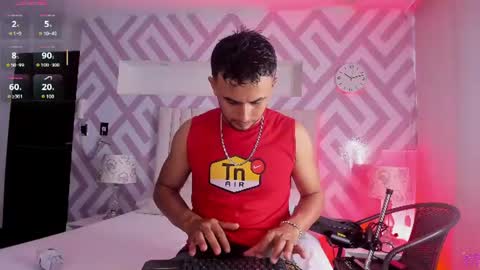  Valentinos  online show from July 3, 9:30 pm