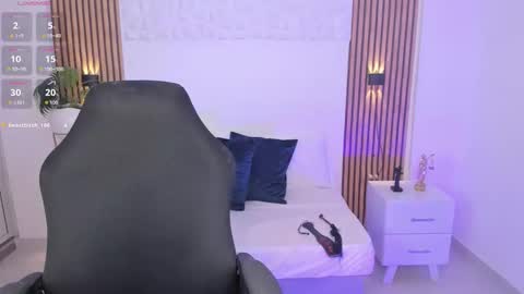 Snapshot of valeria_acosta_ chatting on October 20, 8:19 am Valeria Acosta online show from October 20, 8:19 am
