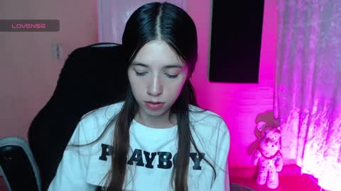 Snapshot of valeria_mendozza chatting on January 16, 12:01 am   online show from January 16, 12:01 am