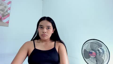 valeria_miller69 online show from April 30, 3:06 pm