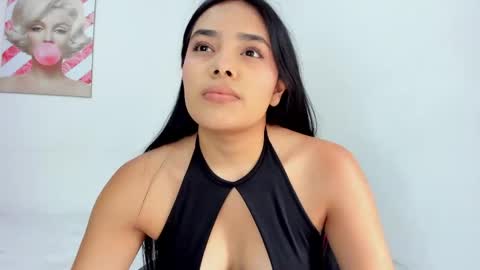 valeria_miller69 online show from May 15, 4:14 pm