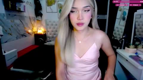 VALERIA online show from December 17, 11:39 am