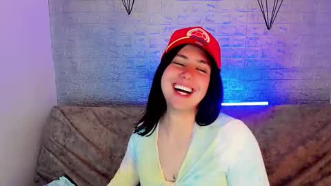 valeriagill_ online show from May 15, 12:20 am