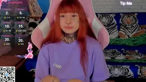 Snapshot of valerie_dolls chatting on October 5, 2:02 pm Valerie online show from October 5, 2:02 pm