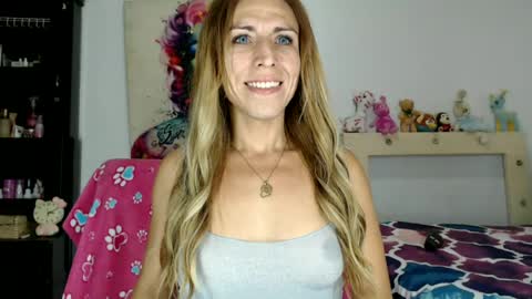 valerie_rousse online show from June 14, 6:04 am