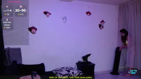 Valerie online show from November 16, 3:03 pm