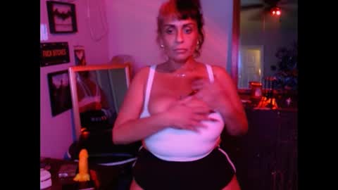 Valerie Virago online show from November 13, 7:33 am