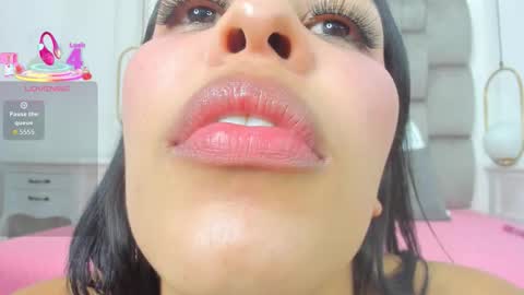 Valerie online show from March 10, 8:35 pm