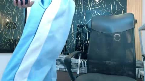 VALERIO  online show from June 7, 2:39 am
