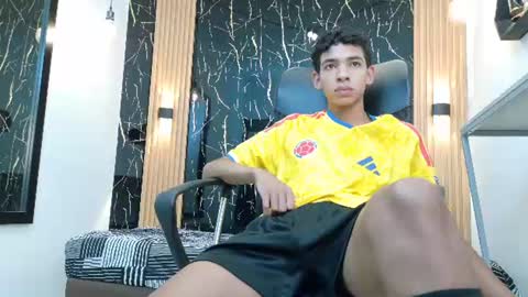 VALERIO  online show from June 18, 9:14 am