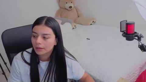 Juli C online show from February 7, 1:52 am