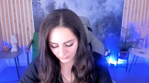 Valerie online show from December 2, 2:04 pm