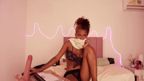 valeria online show from October 31, 9:37 pm