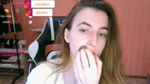 valeritiio online show from December 8, 4:33 am