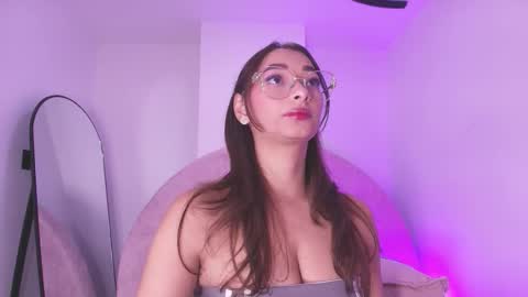 Valeryn online show from February 19, 3:16 am