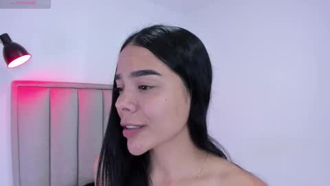 Cris  online show from November 20, 2:10 am