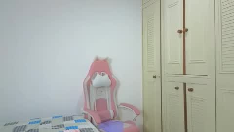 valery_lovex_ online show from October 11, 2:38 am