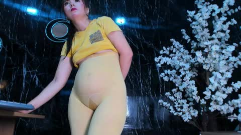   online show from March 11, 12:28 pm