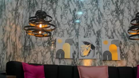   online show from January 19, 1:12 pm