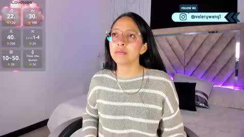 Val online show from December 20, 12:01 pm