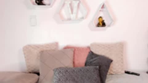 call me Maria online show from February 12, 7:23 am