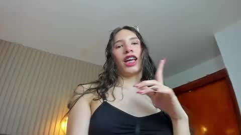 valeryn rosse online show from July 20, 1:19 am