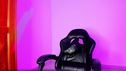 ValeryTs1 online show from June 20, 6:47 pm
