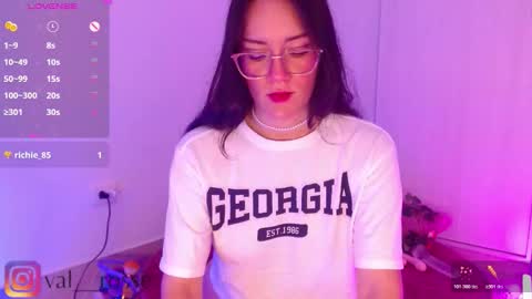 Val online show from October 17, 2:10 pm