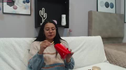 valevicious online show from February 20, 6:57 pm