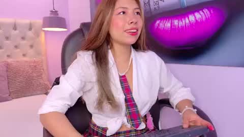 Valey  online show from June 22, 3:30 pm