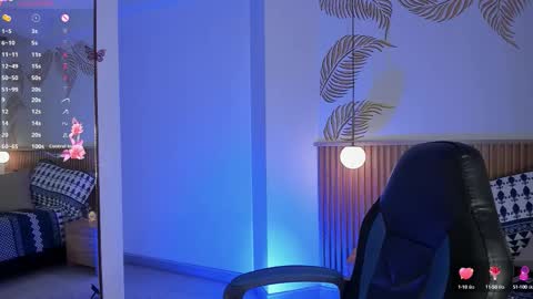 valleriie_ online show from September 22, 2:54 pm