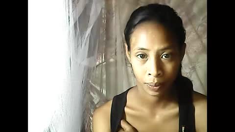 valysexyhot online show from April 30, 4:28 am