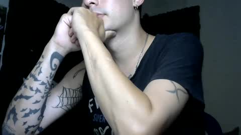Snapshot of vampireathome chatting on September 14, 4:59 am vampireathome online show from September 14, 4:59 am