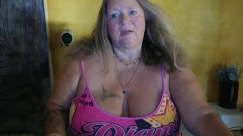 vampwoman online show from June 20, 3:07 pm