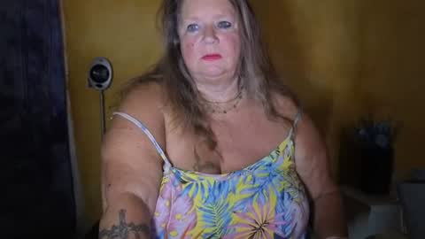 vampwoman online show from July 6, 5:48 am