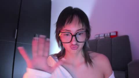 Babi Alu online show from March 17, 12:21 pm