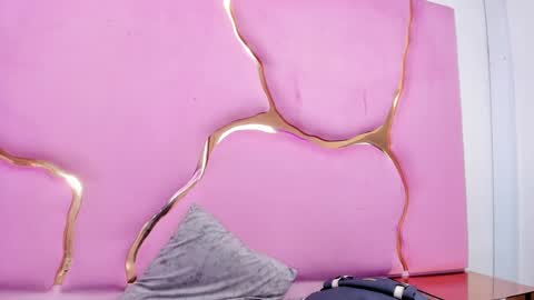 Vane online show from September 25, 1:01 am