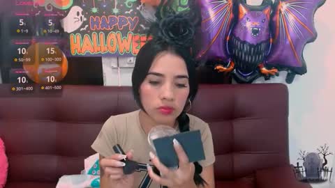 VANESA online show from October 31, 1:22 pm