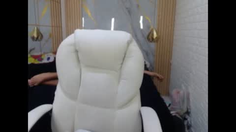 vanessa online show from June 10, 7:24 pm