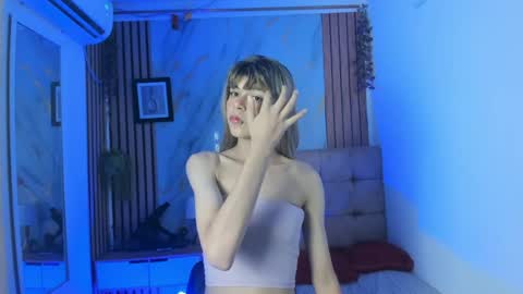 vanessa_jenner online show from June 22, 12:23 pm