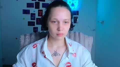 Vanessa online show from May 18, 11:38 am