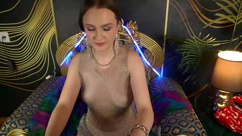 vanessabeautyy online show from February 10, 4:08 am