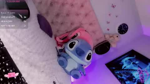 vanessacastroo online show from November 15, 12:40 pm