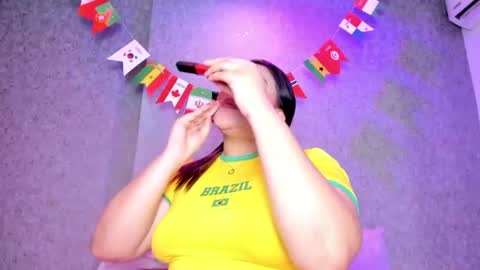 Vanessa online show from June 26, 5:13 am