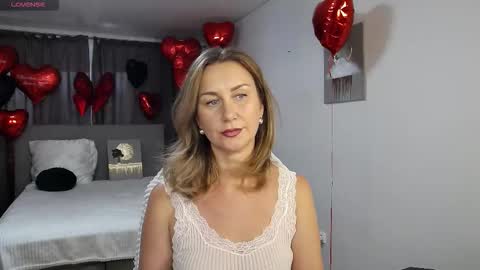 Vanessa  online show from February 16, 9:51 am