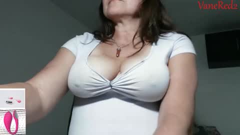 Vanesared2 online show from December 20, 1:34 am